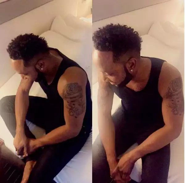 Singer Kcee shows off his arm tattoo